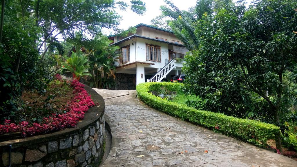 Tea Leaf Retreat Apartment Kandy Bagian luar foto