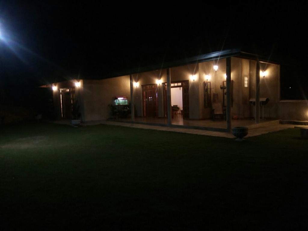 Tea Leaf Retreat Apartment Kandy Bagian luar foto