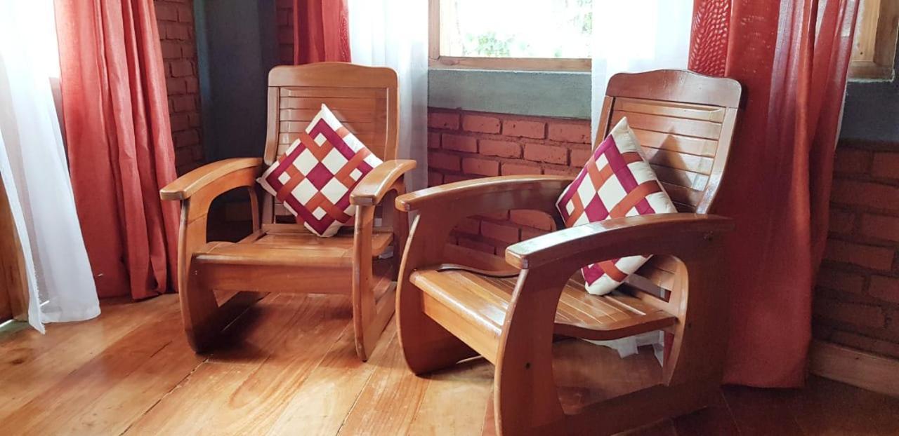 Tea Leaf Retreat Apartment Kandy Bagian luar foto