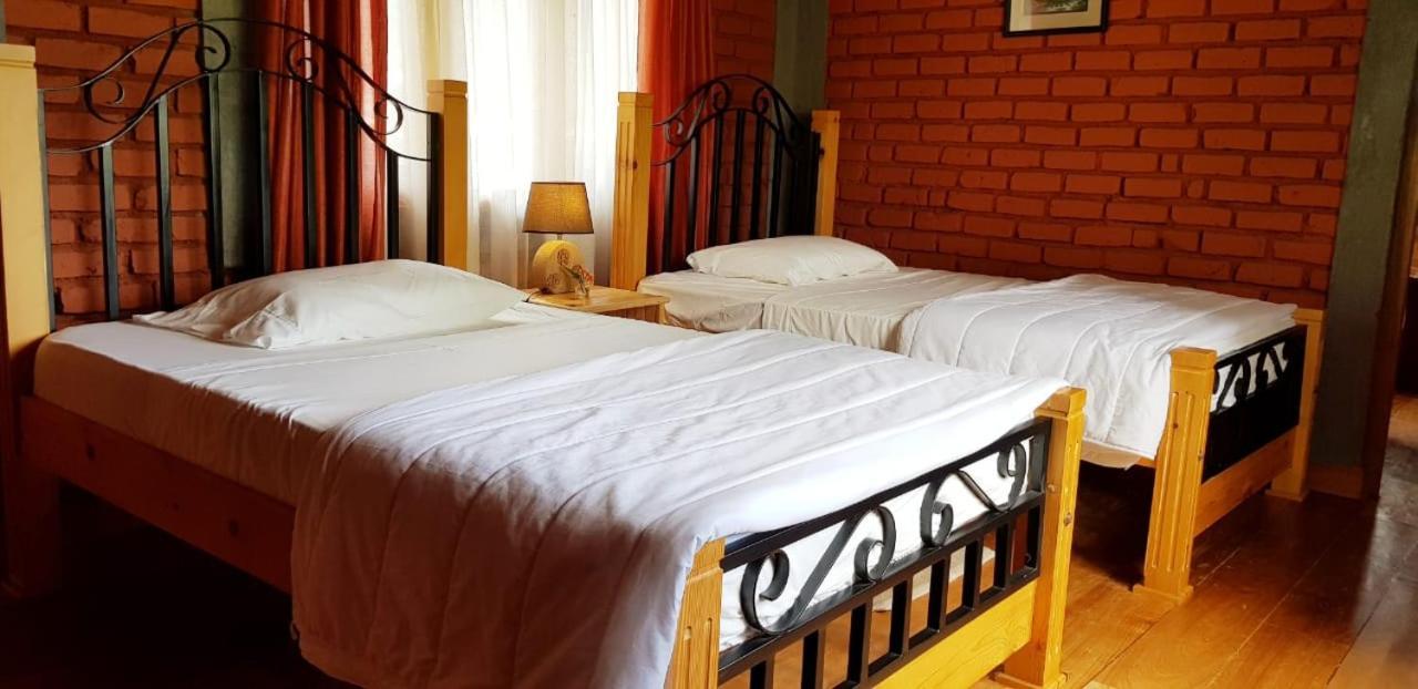 Tea Leaf Retreat Apartment Kandy Bagian luar foto